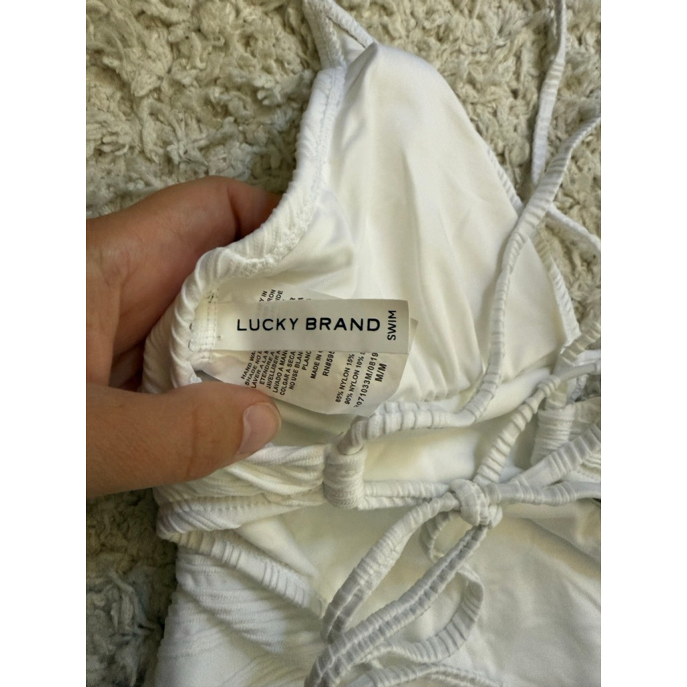 NWT Women's Lucky Brand White Textured One Piece Swimsuit Medium - Picture 3 of 5